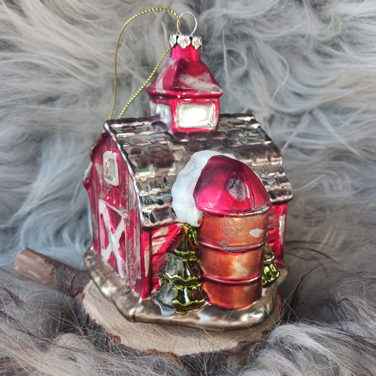 Holiday Barn