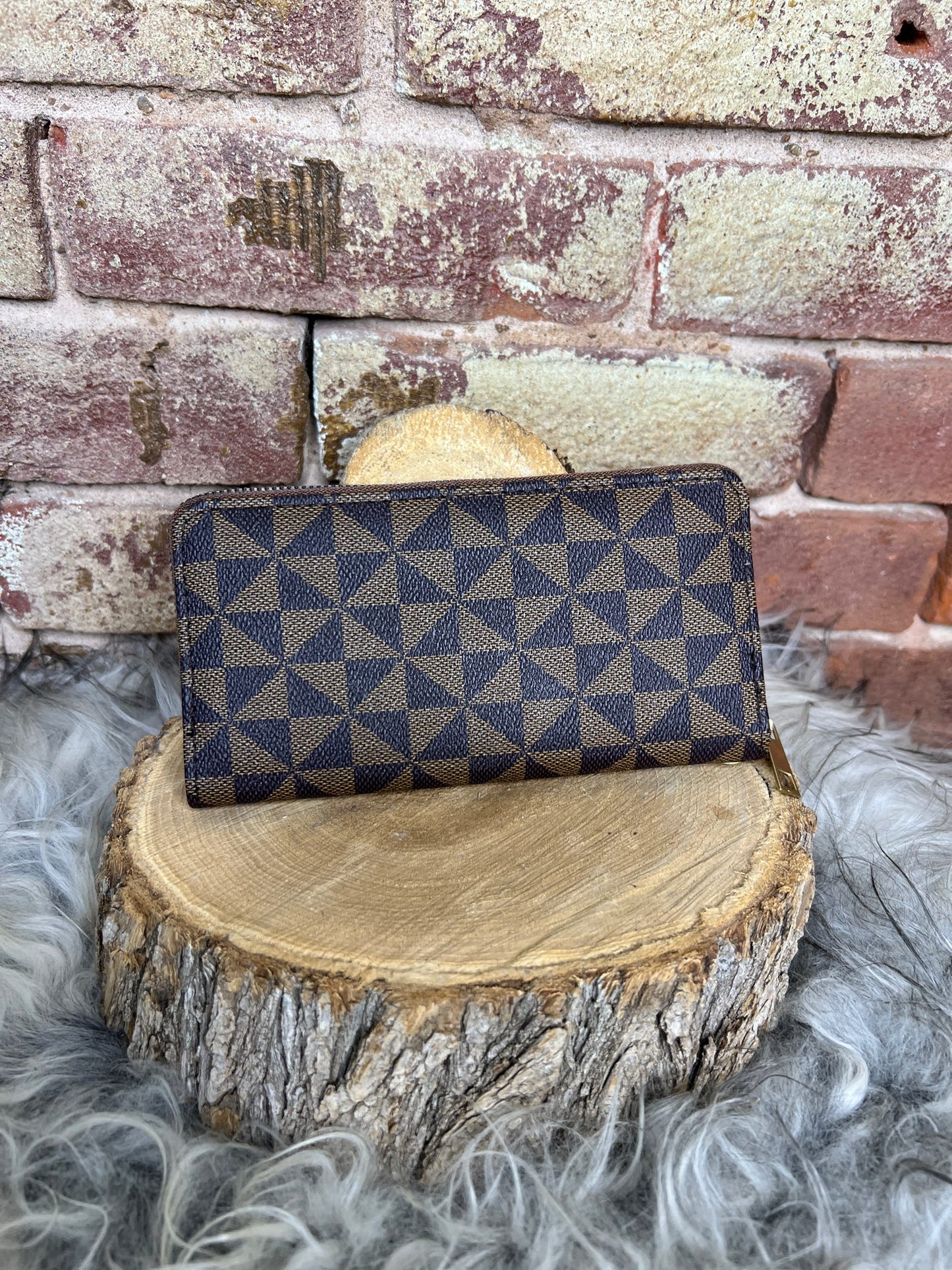Womens Wallet w/ Zipper