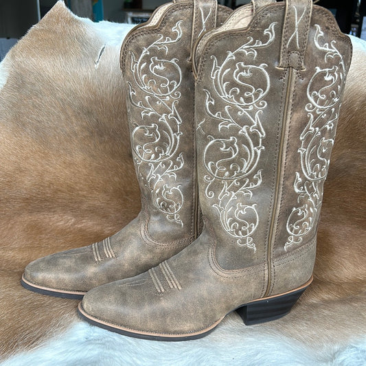 Women's Embroidered Boots