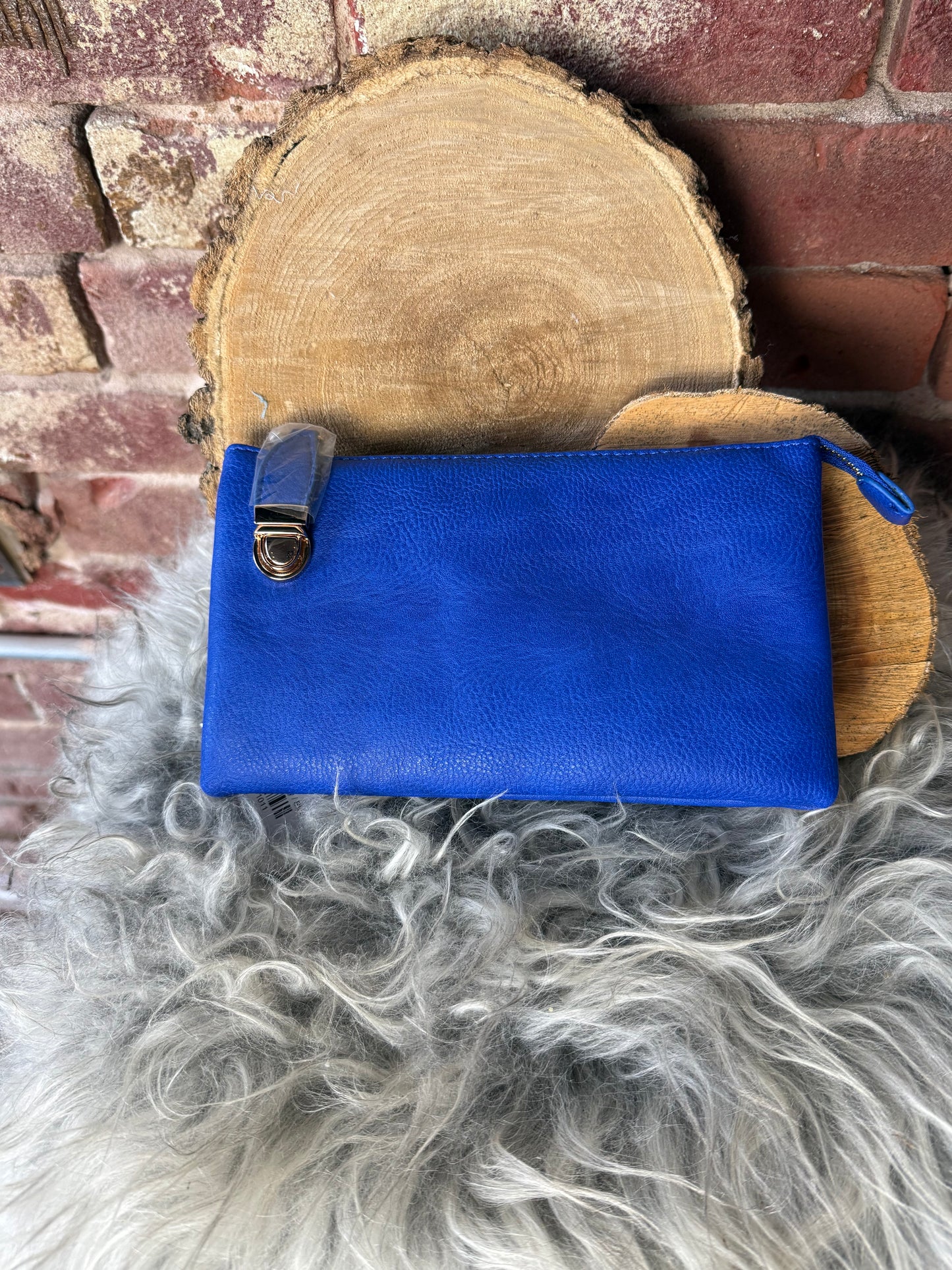 Multi Crossbody
