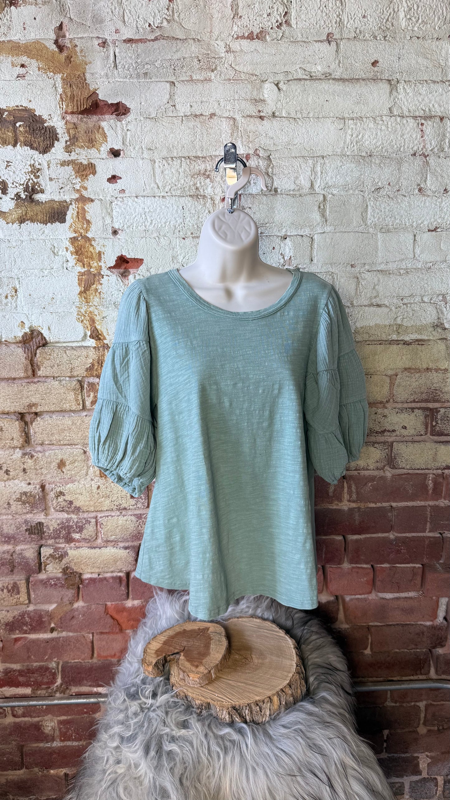 Sage Bubble Sleeve