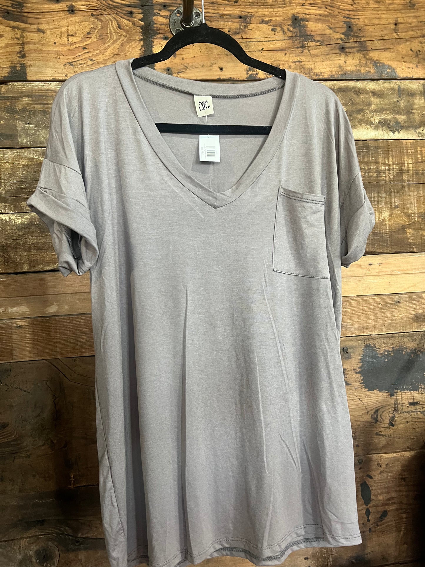 V-Neck Basic Tee W/Pocket