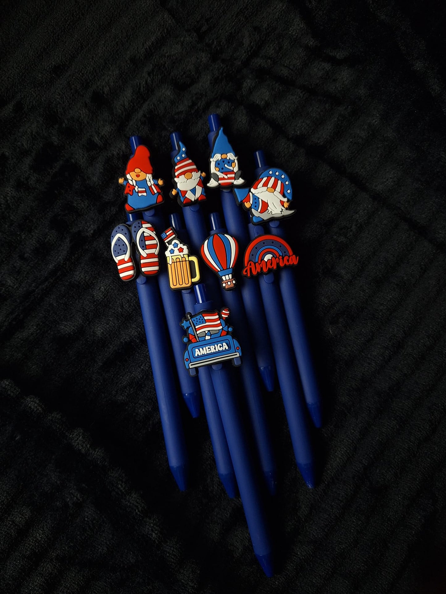 Assorted America Pens