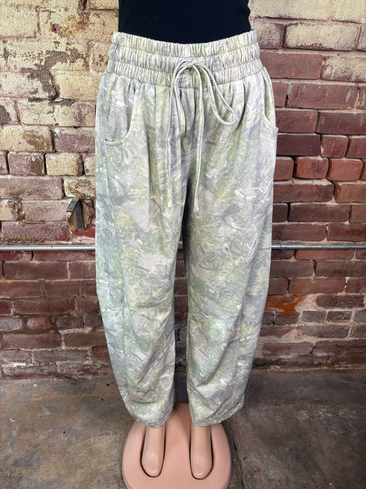 Camo barrel pants