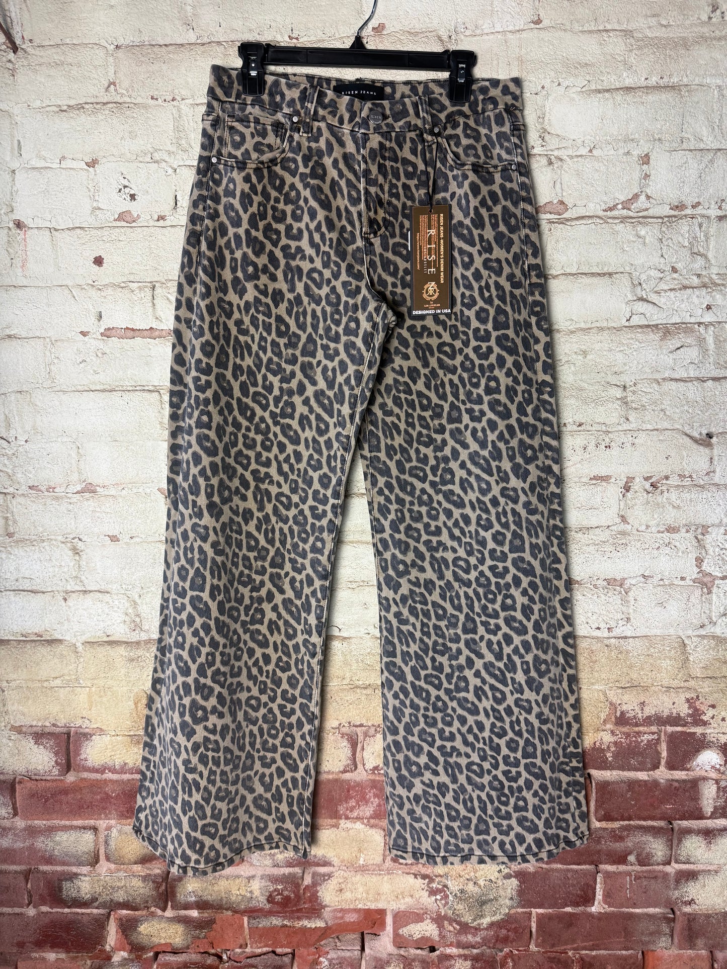 Mid Rise Leopard Jean