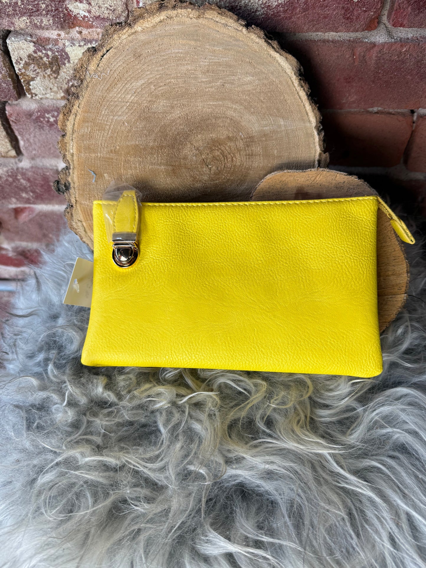 Multi Crossbody