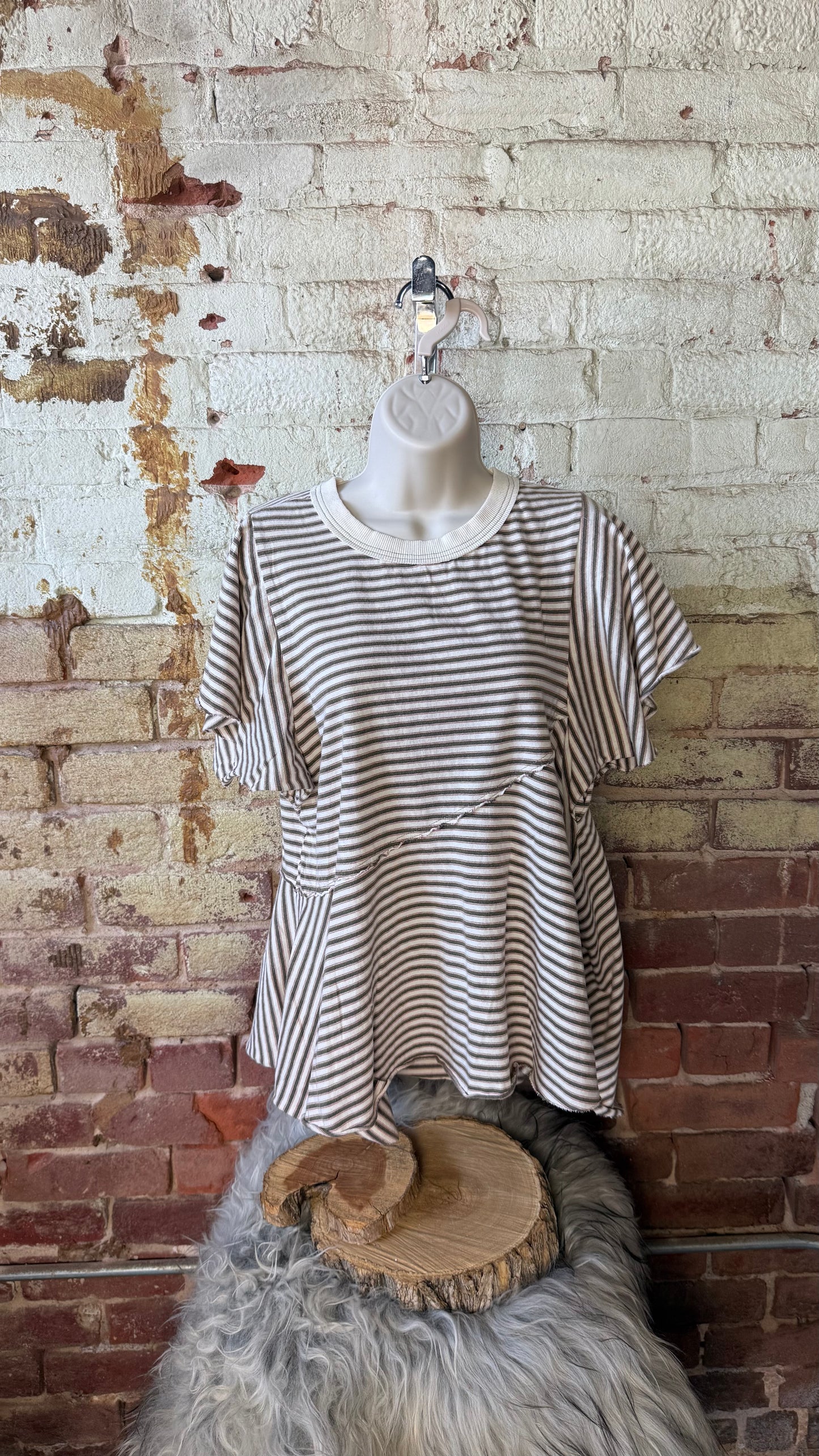 Sweet Pea Top