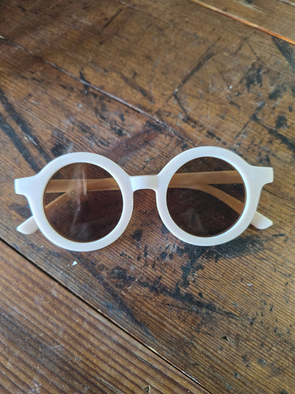 Round kids sunglasses