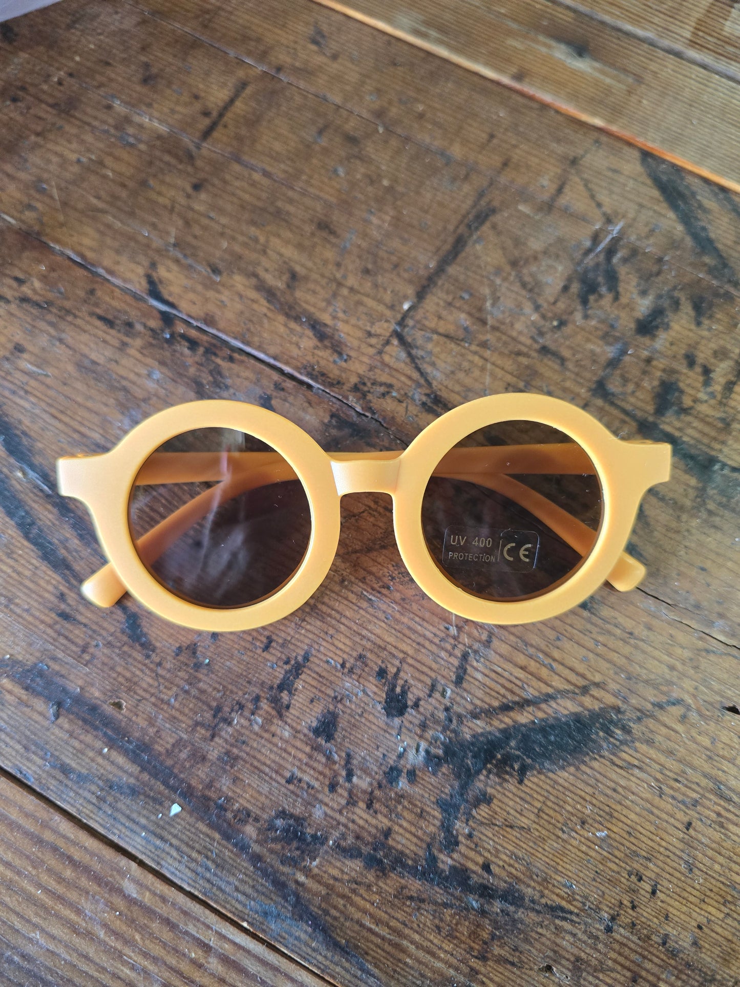 Round kids sunglasses